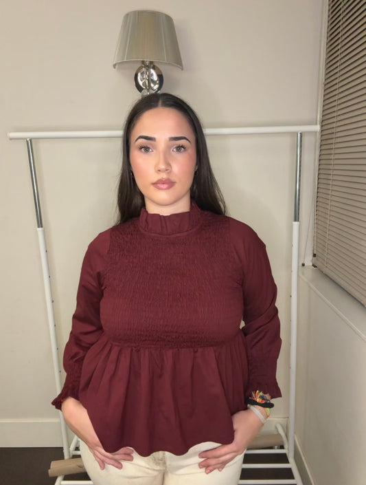 👚 Blusa Peplum Fruncida de Manga Larga