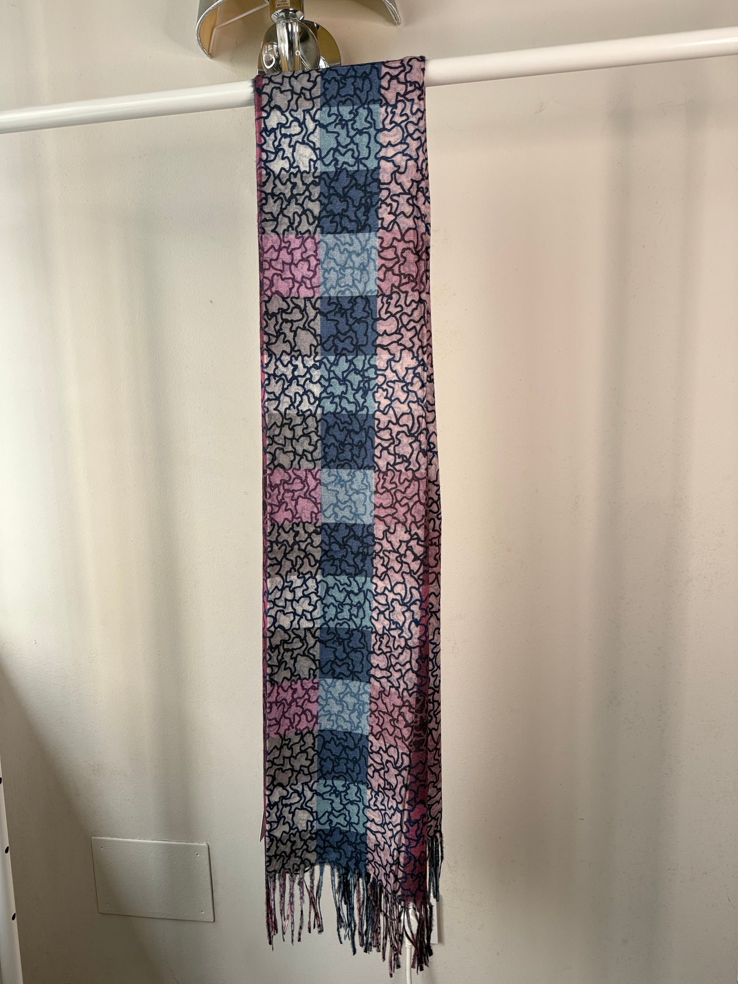 🌸 Pañuelo/Chal con Diseño de Patchwork Geométrico y Estampado