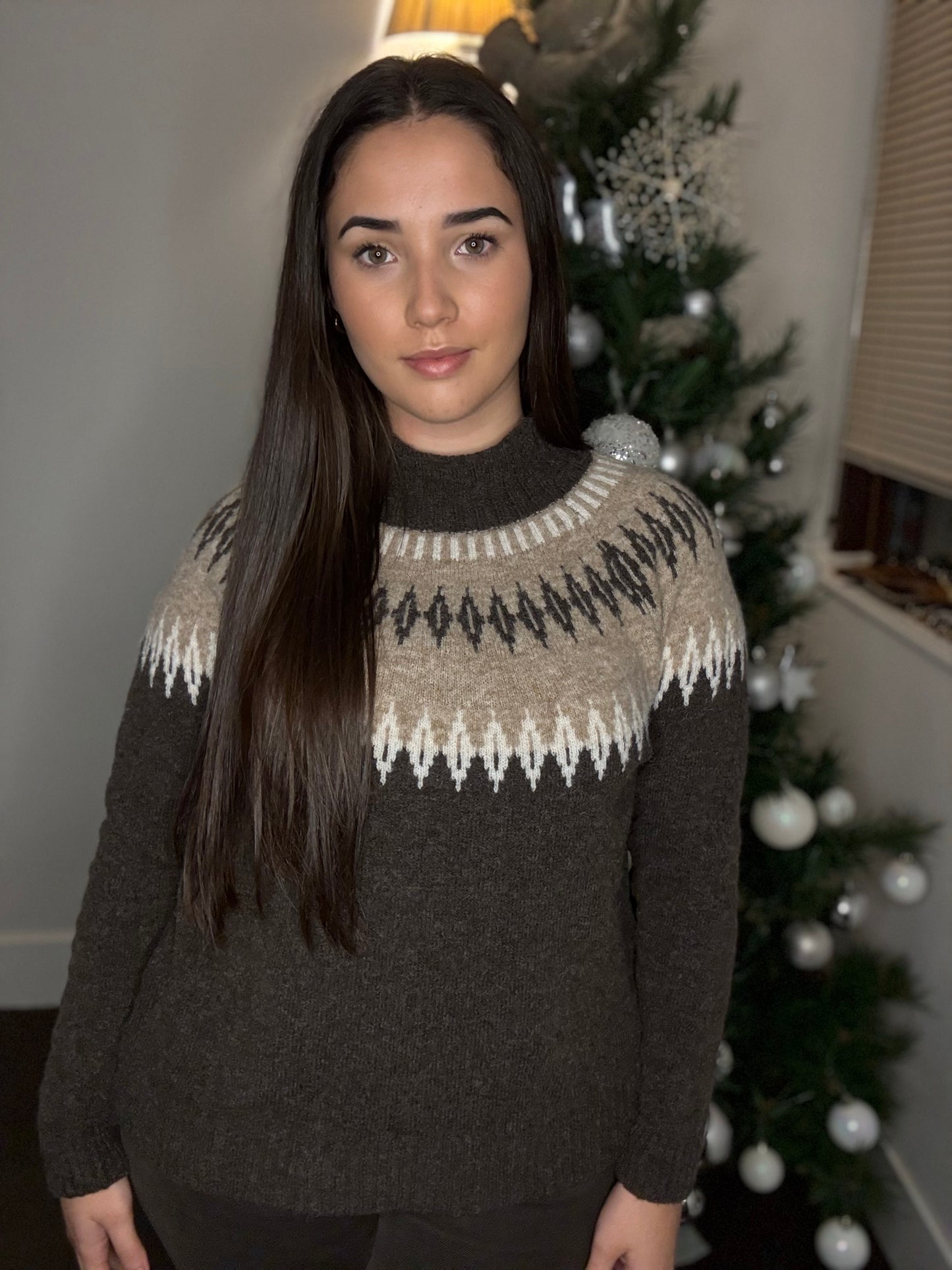 ❄️ Jersey de Diseño Nórdico 'Fair Isle' - Elegancia Acogedora 🎄