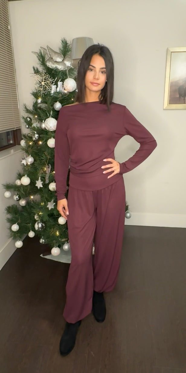 🍇 Conjunto Lounge/Casual en Punto Fino - Tono Borgoña