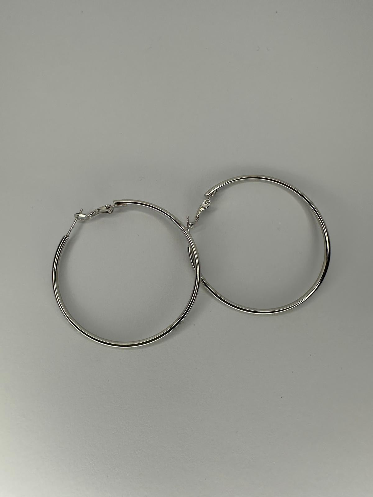 💎 Pendientes de Aro - Brillo y Estilo Imprescindible