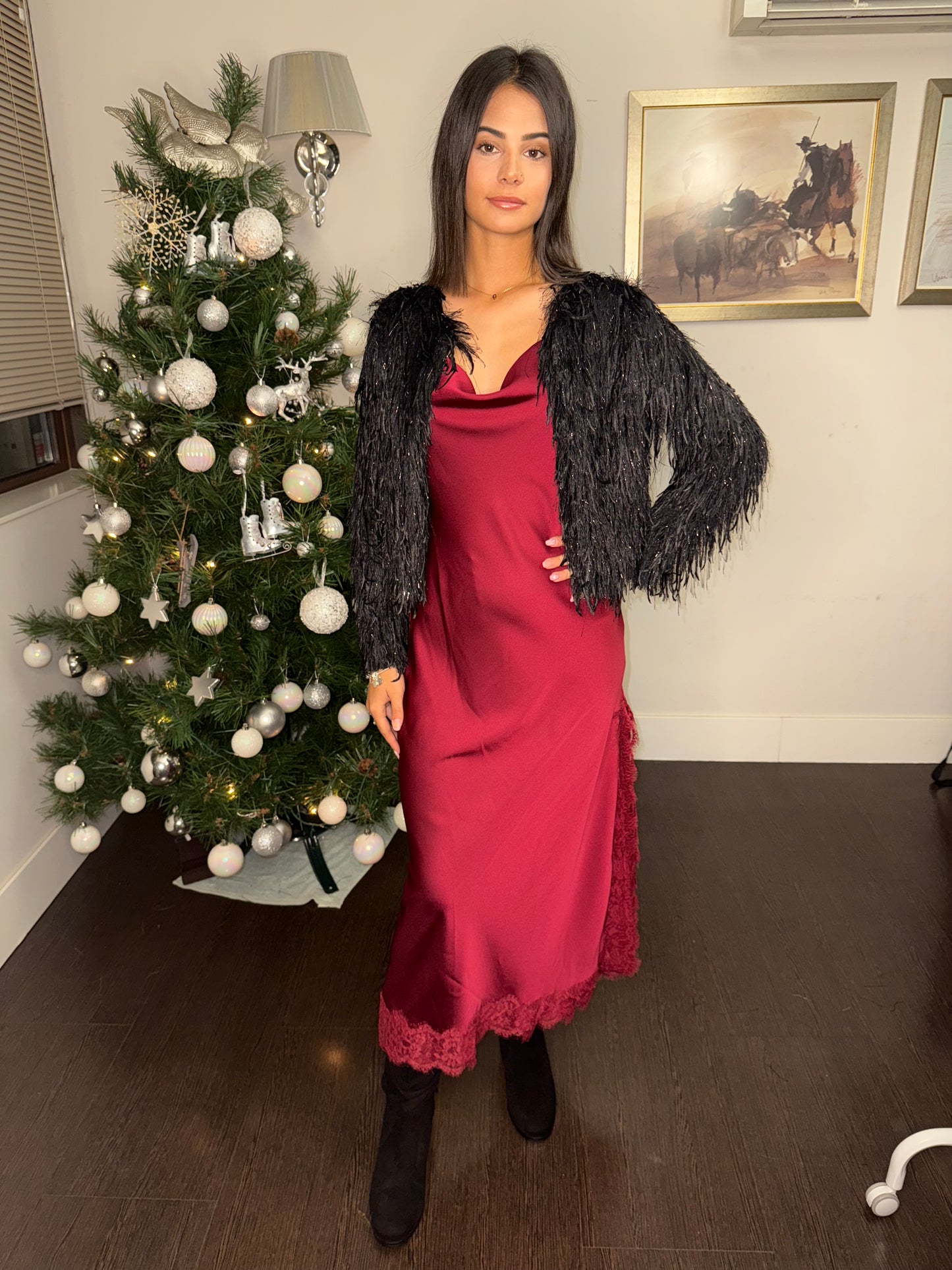 ✨ Chaqueta Corta de Flecos 'Shaggy' con Brillo