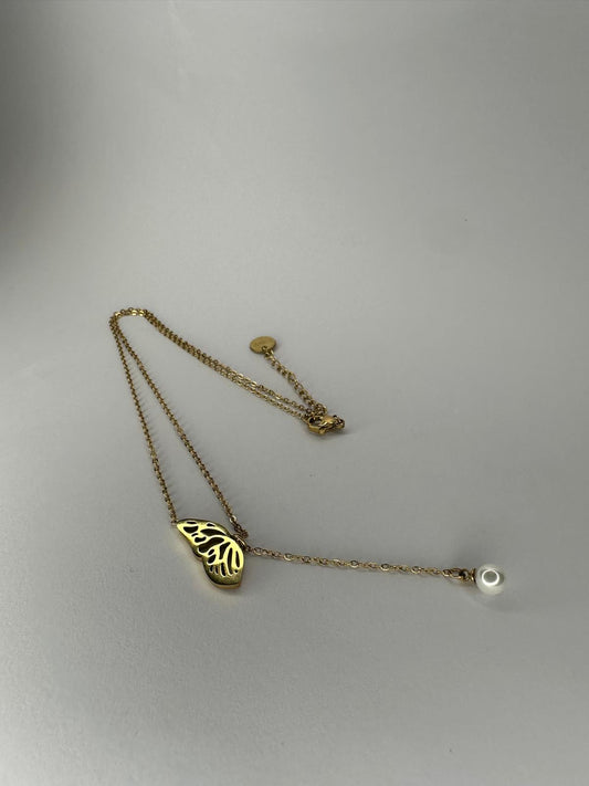 🦋 Collar Y-Lariat Ala de Mariposa con Perla Colgante